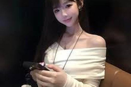 一天4个瓜景甜被曝、Coco冻卵、顶流小花新恋情都是大瓜