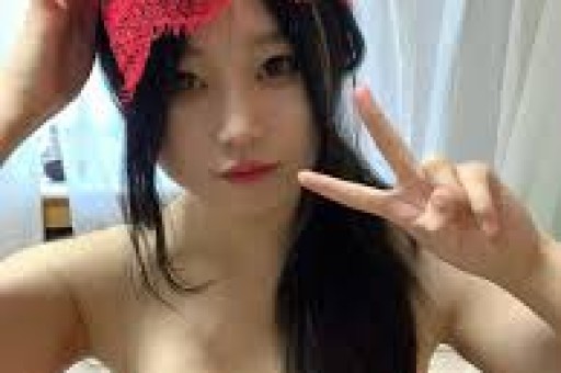 宣布结婚透露控逼迫被报警4月不过半娱乐圈又出事了！